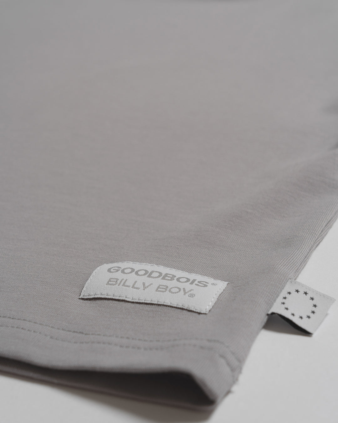GIRLFRIEND BABY T-SHIRT GREY