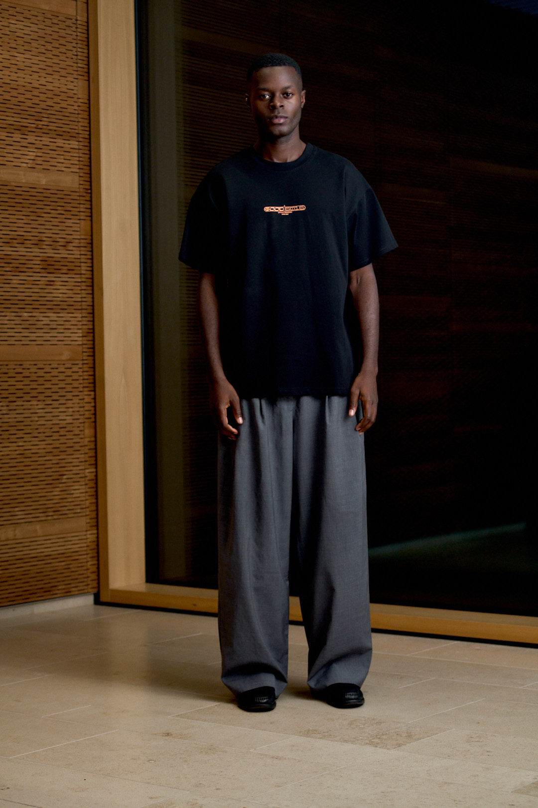 CRISIS T-SHIRT BLACK