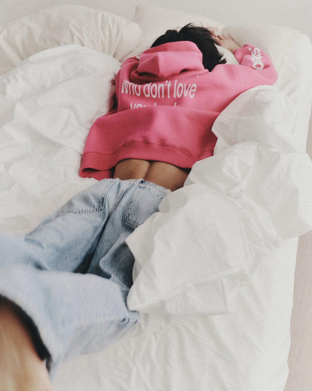 NO LOVE HOODY PINK